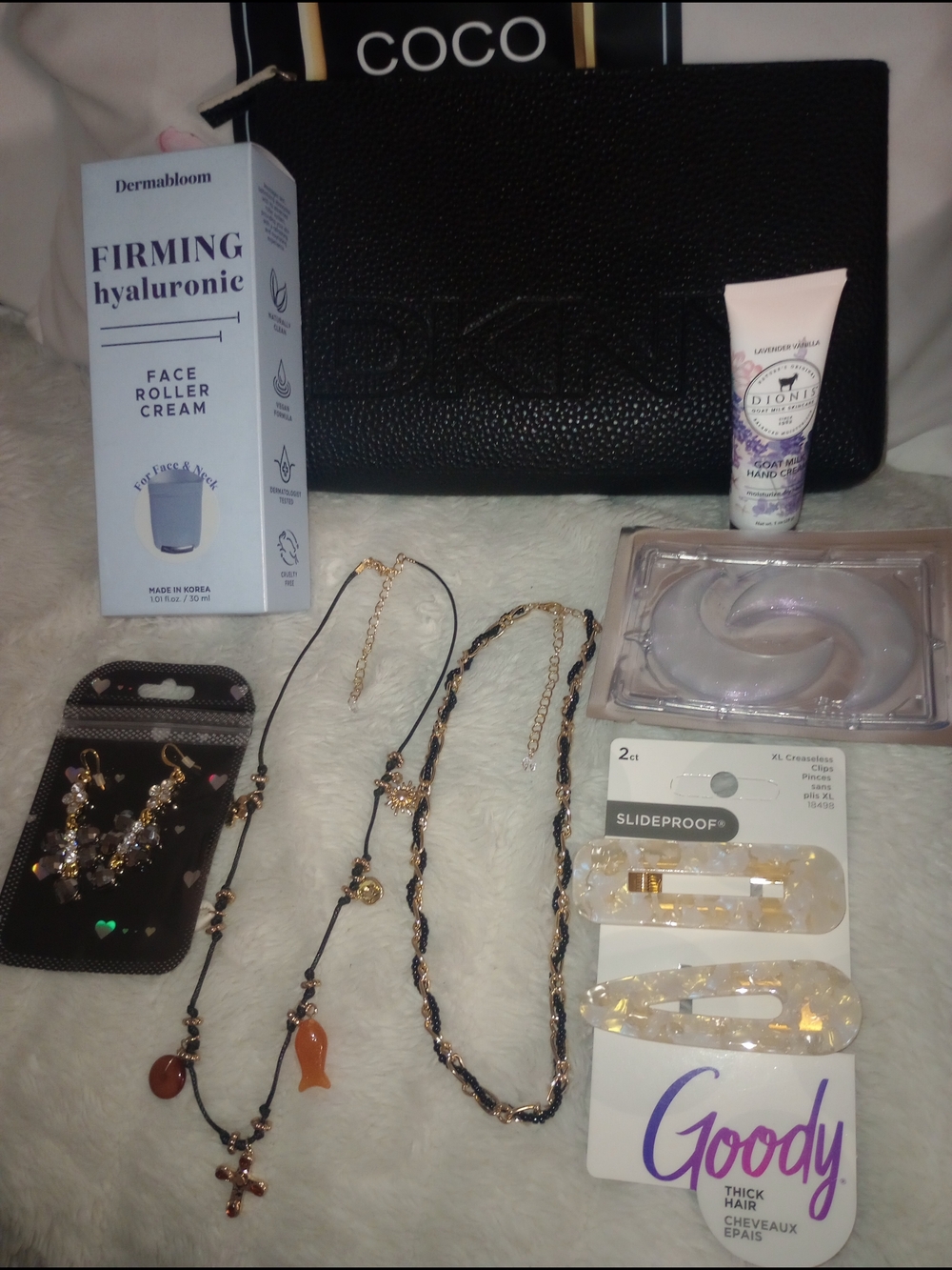 DKNY COSMETIC BAG BUNDLE-8 PC